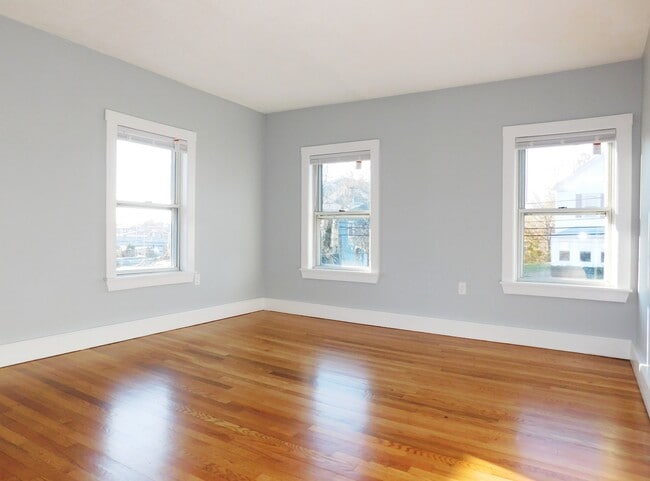 Photo - 104 Harvard St Unit 2