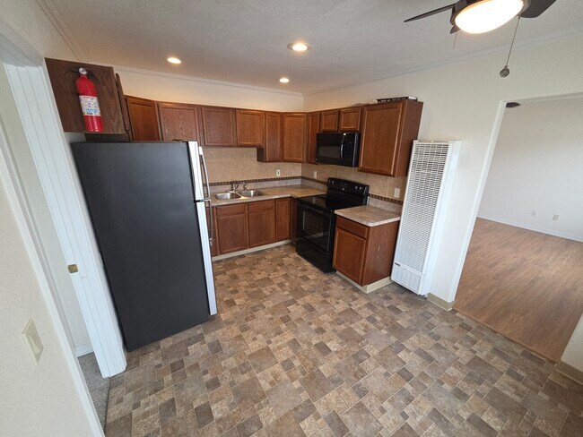 Photo - 627 2nd Ave Unit 3