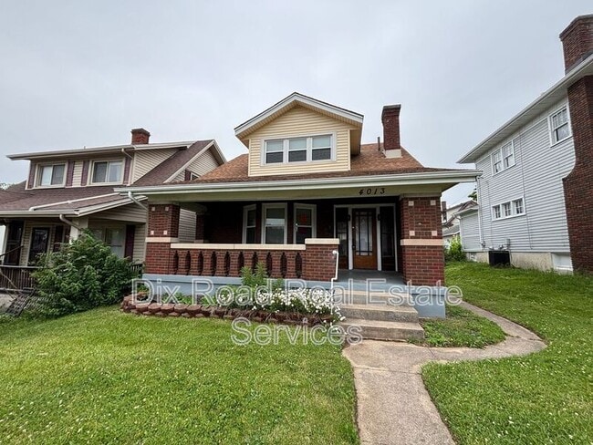 Photo - 4013 Third Street E