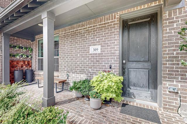 Photo - 309 McConathy Wy