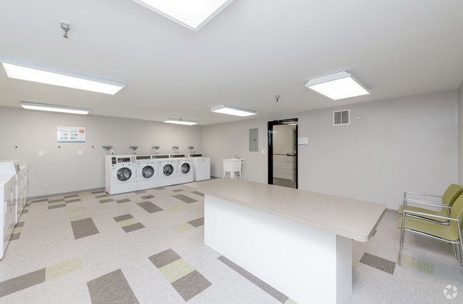 Laundry Room - North Stoughton Village Apartments