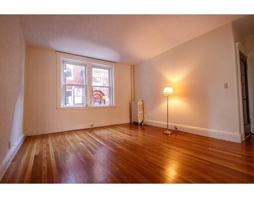 Photo - 15 Short St Unit 2