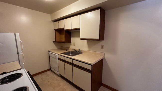 Photo - 916 Kings Rd Unidad 203