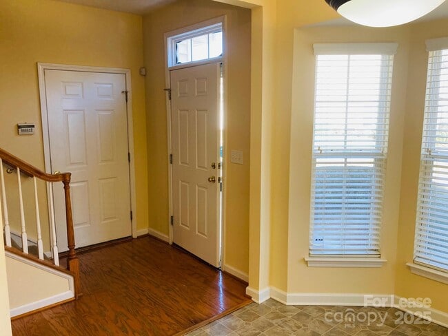 Photo - 7920 Mariners Pointe Cir