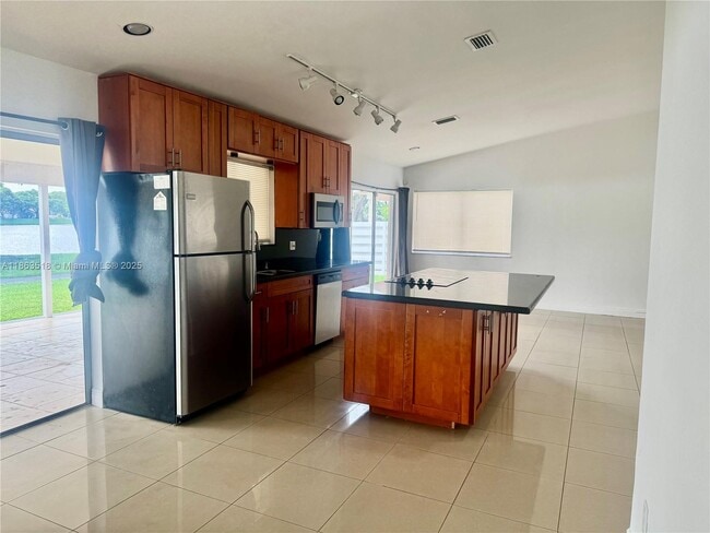 Photo - 14570 SW 145th Pl