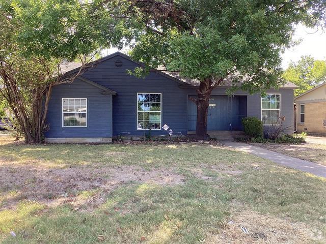 Building Photo - 2240 Bonnie Brae Ave Rental