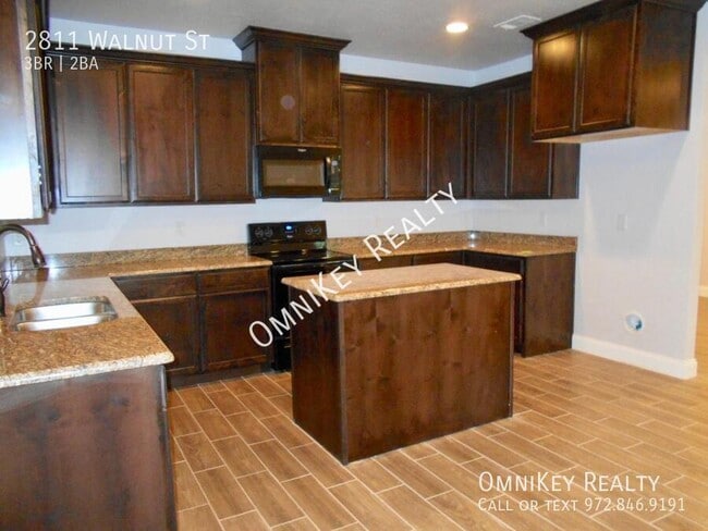 Photo - 2811 Walnut St