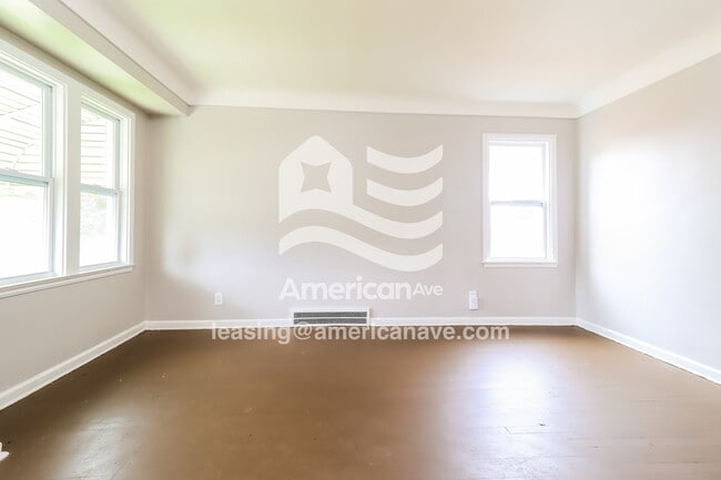 Photo - 20412 Lesure St