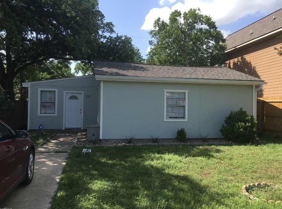Photo - 108 Waverly Dr (Bryan, TX)