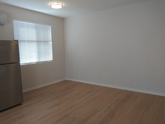 406-410 N Alberta St Unit 406B