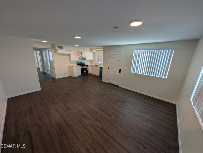 Photo - 1850 Buyers St Apartment