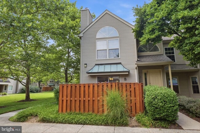 Photo - 3105 Danbury Ct