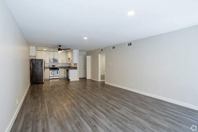 Photo - 115 North Wetherly Drive