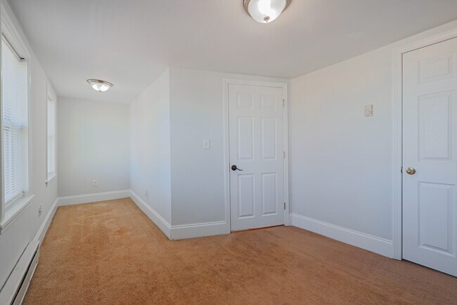 Photo - 89 Condor St