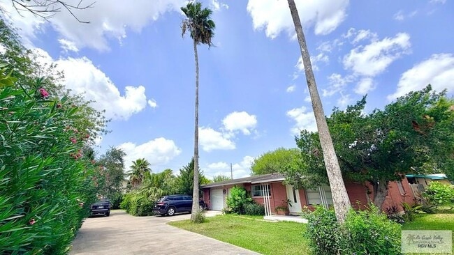 Photo - 1111 Rosemond Ct