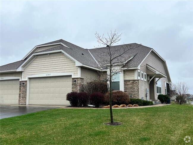 Building Photo - 6247 Ranier Ln N Rental