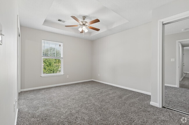 2BR, 2BA - 1,004SF - Primary Bedroom