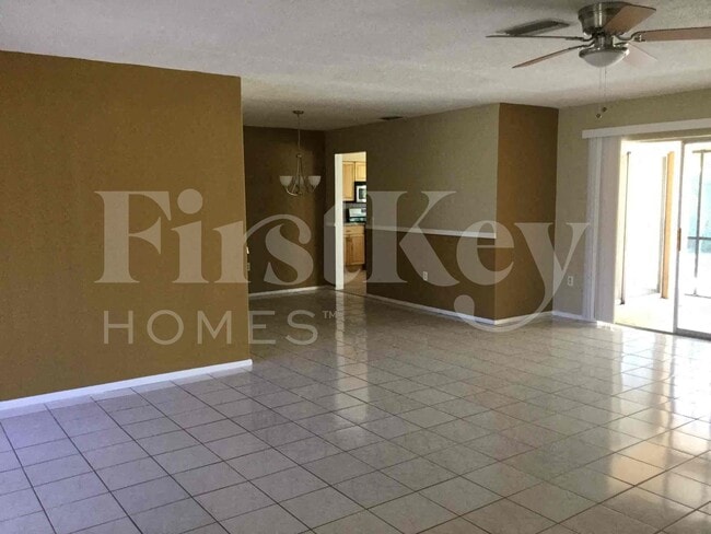 Photo - 8801 N Bermuda Dr