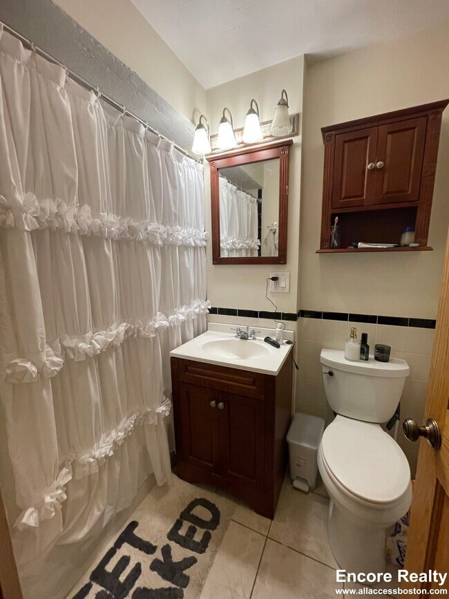 Photo - 97 Myrtle St Unidad 3