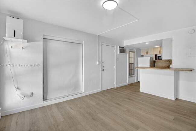 Photo - 1600 S Le Jeune Rd Unit 3