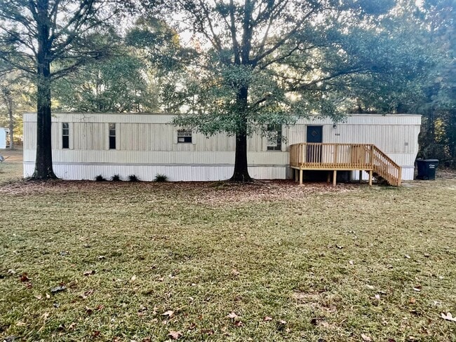 Photo - Adorable 2 bedroom 2 bath Trailer Home loc...