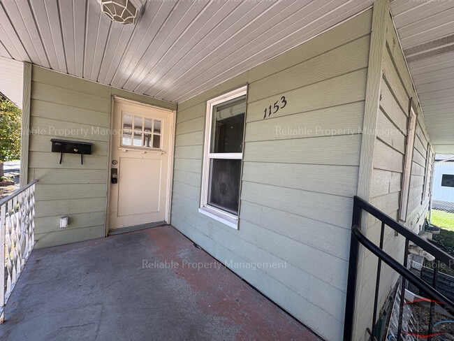 Building Photo - 1153 Idaho Ave Unit A