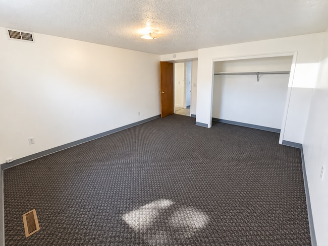 Photo - 418 Lola Ln Unit 420 1/2