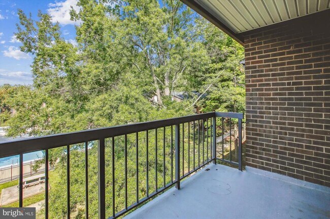 Photo - 9712 Kingsbridge Dr Unidad 303