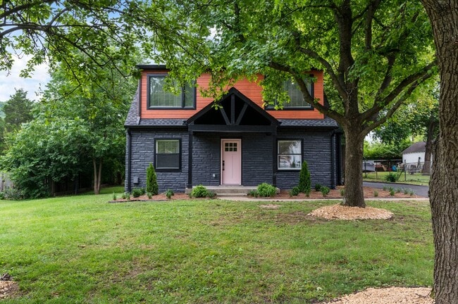 Photo - 2537 Stinson Rd