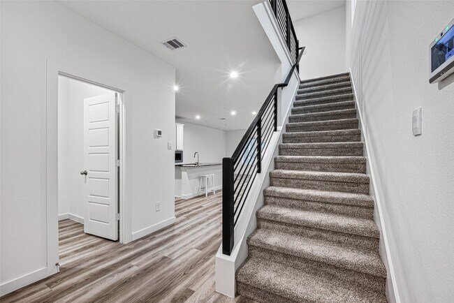 Photo - 2937 Amherst Mdw Ln