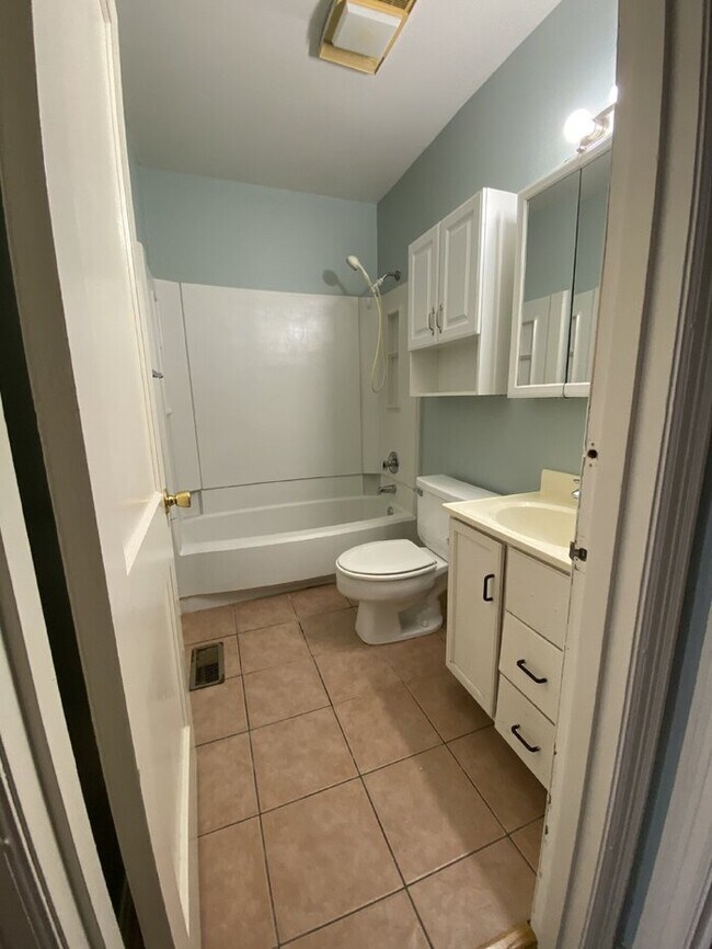 Photo - 6709 Rockwood Rd