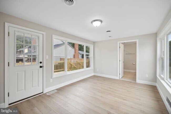 Photo - 6712 Benson Dr