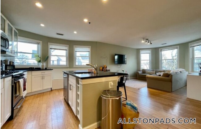 Photo - 110 Chester St Apartment Unit 1