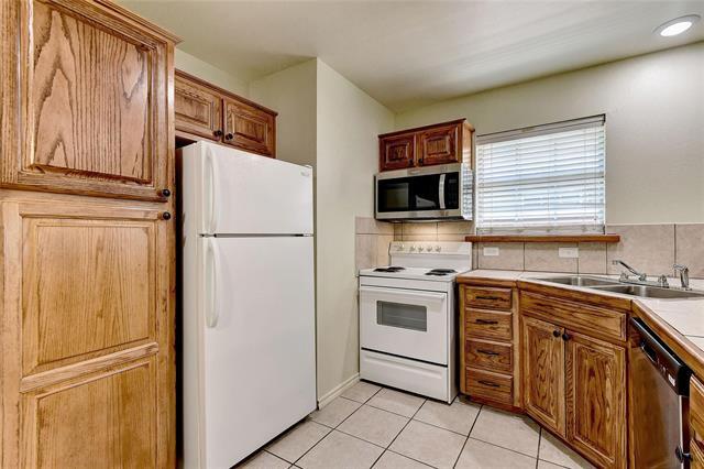 Photo - 1022 W Coffin St