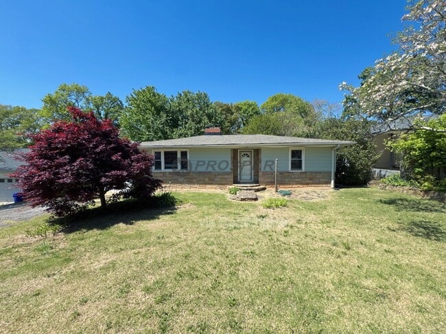 Building Photo - 20 Sir Abbott St