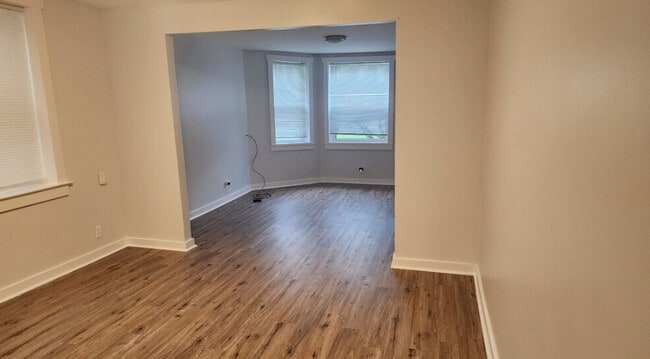 Building Photo - 1211 Highland Ave