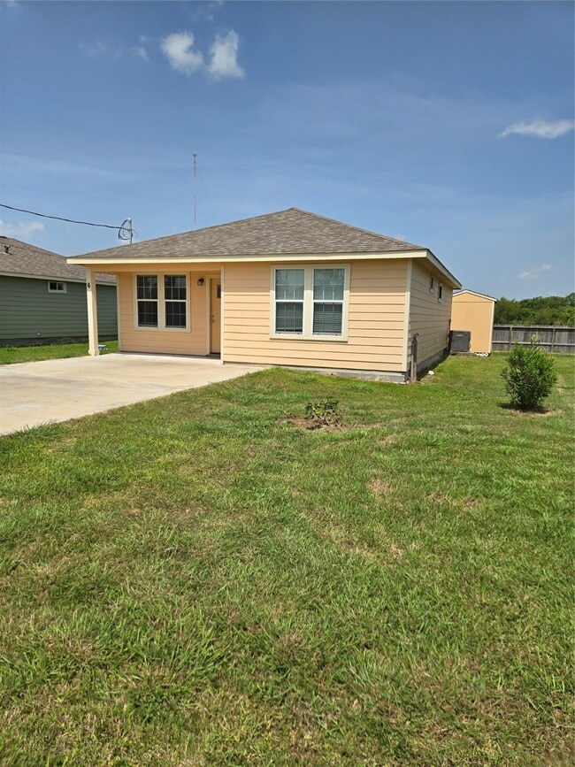 Photo - 2724 Avenue D