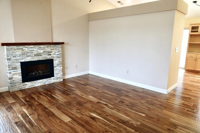 Photo - 1143 Grouse Dr