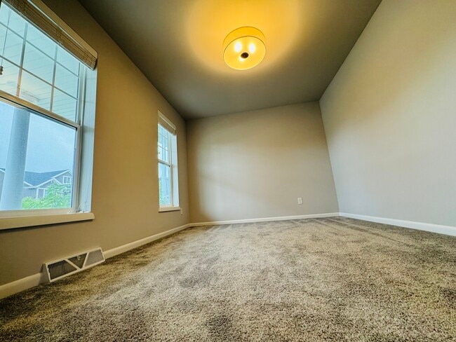 Photo - 615 Prospect Rd