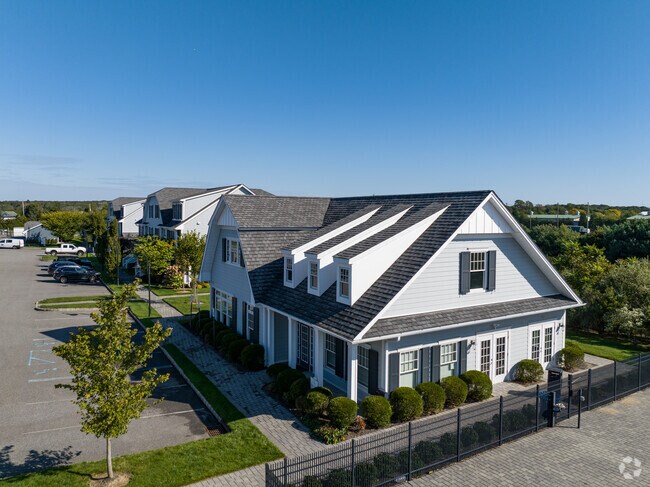 Photo - Fairfield at Southampton