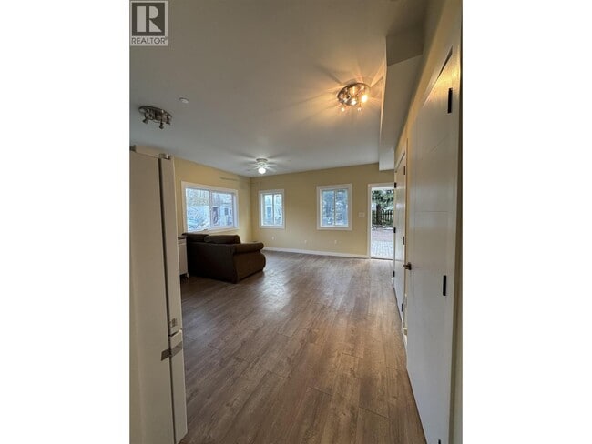 Photo - 11442-11240 240 St