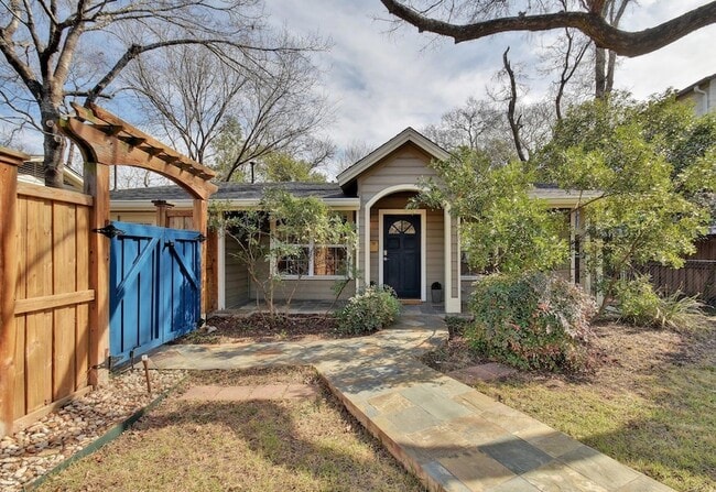 Photo - 1909 Winsted Ln