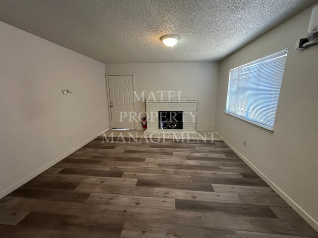 Photo - GIL560 Unit 3