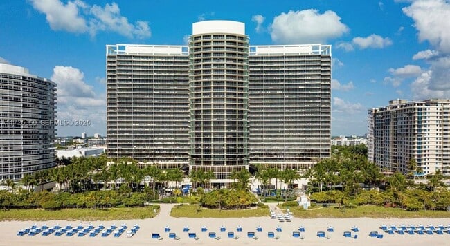 Building Photo - 9701 Collins Ave Unit 903S