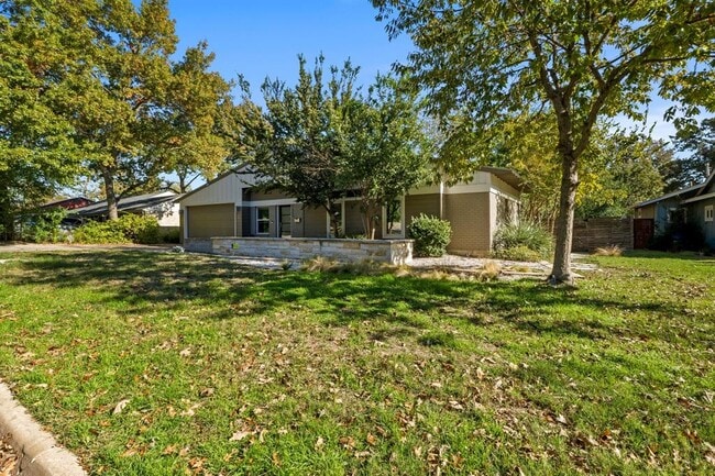 Photo - 2609 Oak Haven Dr