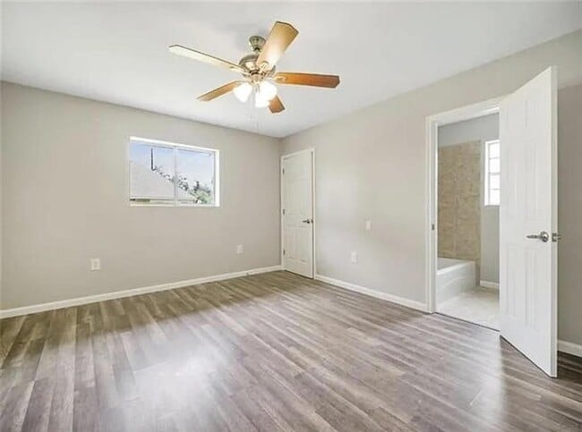 Photo - 5425 9th Ave