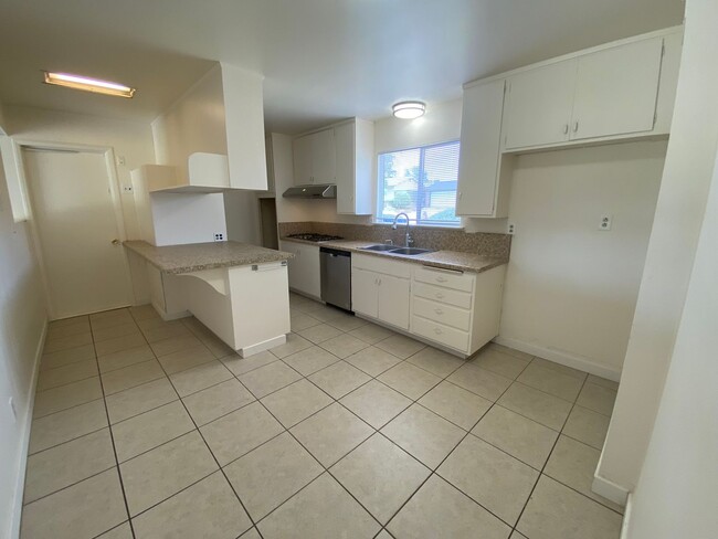 Photo - 3 bedroom + Bonus room Orcutt !!!