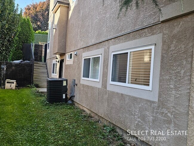 Photo - 5513 Teskey Pl