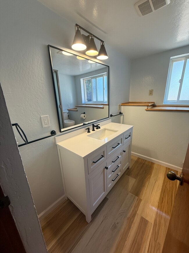 Photo - 8003 Harvard Dr Unit Freshly renovated apartment