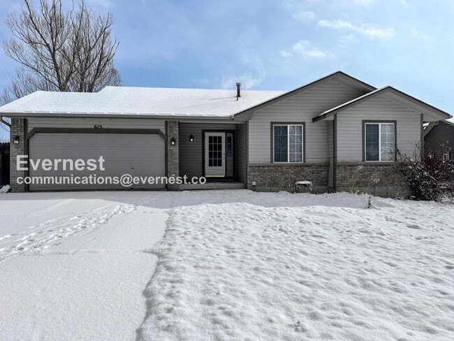 Building Photo - 615 Seawell Dr